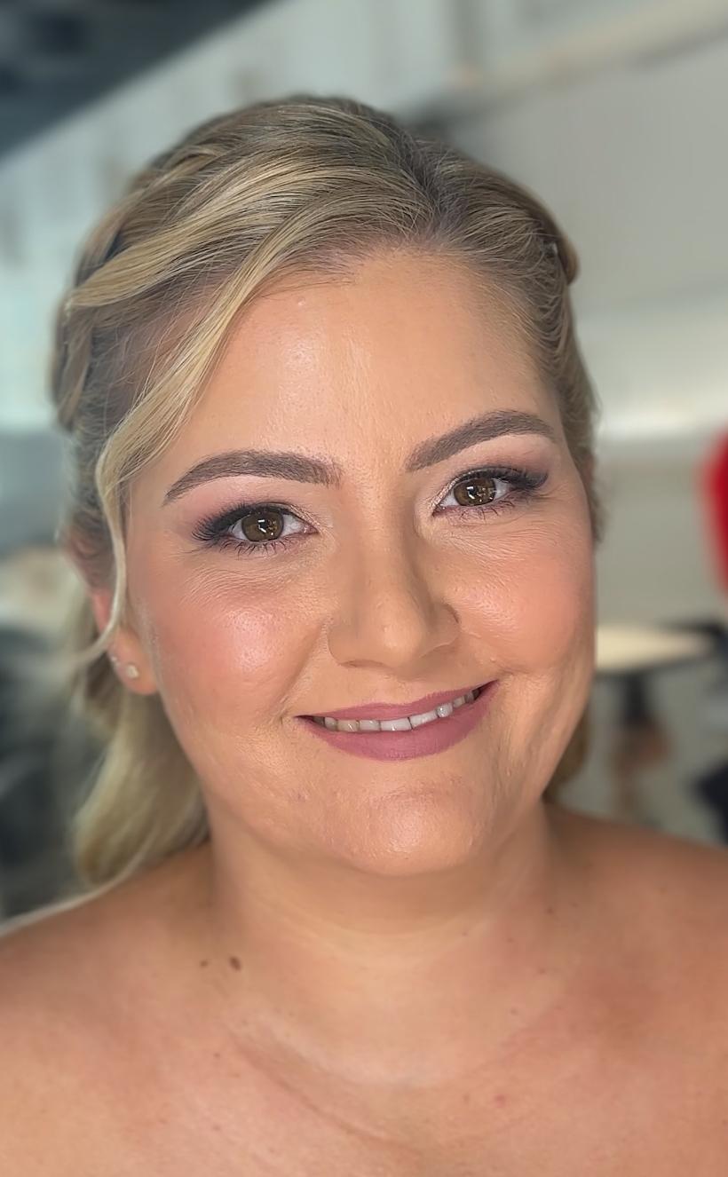 Barely Golden eye shadow look by Amber Linane, makeup artist Queensland